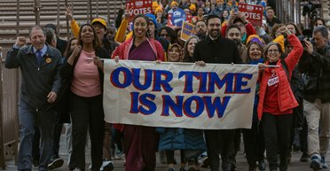 Нью-йоркская революция: как новый мэр Мамдани бросает вызов Трампу и старым элитам