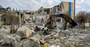 Як повернути людей додому та де знайти гроші. Довгий шлях до відновлення України