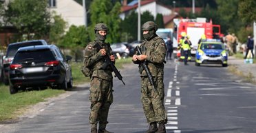 Дроны ВС РФ залетели в Литву и хотели поразить центр НАТО в Польше: появились детали атаки