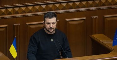 Можем завершить войну не позднее 2025-го: Зеленский представил в Раде "план победы", детали