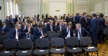 Прозаседавшиеся. Зачем и по какому принципу Зеленский меняет послов Украины