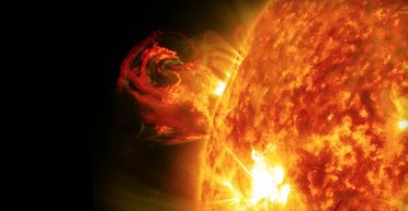 Найсильніший спалах на Сонці накрив Марс потужною радіацією: це побачив марсохід NASA (фото)