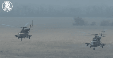 Уникальные кадры: вертолеты ВСУ нанесли удары по ВС РФ под Авдеевкой (видео)