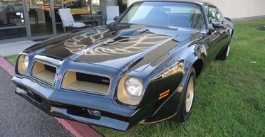 Звезда 70-х: обнаружен культовый 48-летний спорткар из США в новом состоянии (фото)