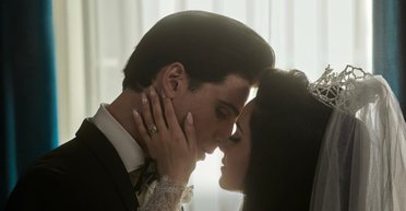 Топ-фильмы января: ярость Джейсона Стэйтема, любовь жены Элвиса, страсть воскресшей Эммы Стоун