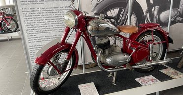 В интернете рассказали о малоизвестном украинском конструкторе мотоциклов Jawa (фото)