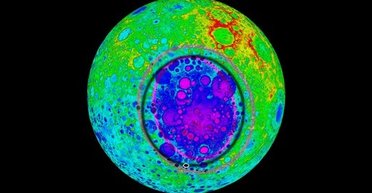 Найбільший кратер у Сонячній системі не такий, як вважалося: що виявили на Місяці (фото)