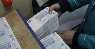 Мало света. Почему уровень теневой экономики в Украине снижается не так быстро, как хотелось бы