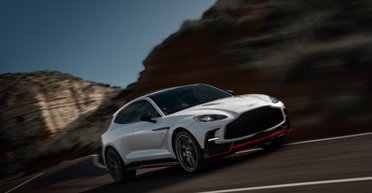 Более 700 сил: британцы презентовали самый мощный кроссовер в мире (фото)