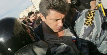 Марш мира превратится в похороны. Первые отклики на убийство Бориса Немцова