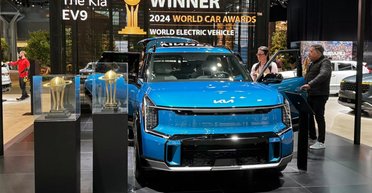 Триумф электромобилей: названы лучшие авто в мире за 2024 год (фото)