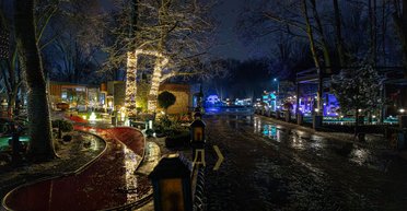 В Одессе из-за гололеда передвигаются на коньках, – соцсети (видео)