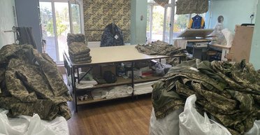 Для ЗСУ постачали неякісні куртки за 35 млн гривень, — Офіс генпрокурора (фото)