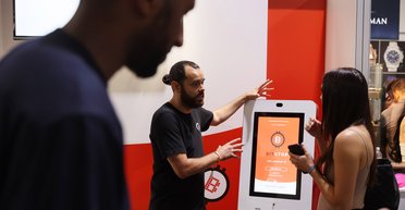 Біткоїн в ефірі. Що відбувається на ринку криптовалют і як на ньому заробити