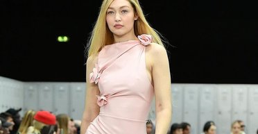 Джіджі Хадід не підтримає Бредлі Купера на "Оскарі": що сталося