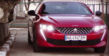 Замахнувшись на премиум. Почему новый Пежо 508 стал одним из главных автомобильных открытий года