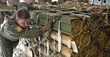 У Украины есть план "Б", если не будет помощи: у Зеленского рассказали, как ВСУ получат оружие