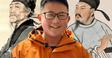 Краса довкола у спальні: 14-річний юнак перетворив кімнату на музей рідкісних експонатів (фото)