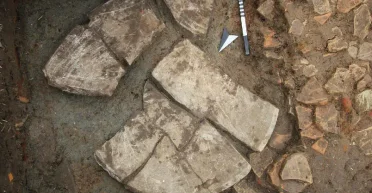 Нашли таинственную надпись: масштабные раскопки в Греции приносят новые открытия (фото)