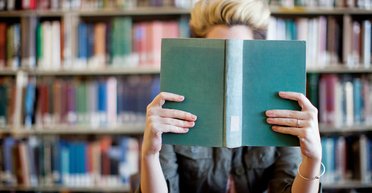 Французы нынче коротки. Лучшие книги августа