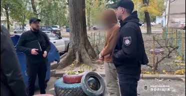 Посягал на чужие квартиры: в Одессе задержали злоумышленника по прозвищу "Путин" (видео)