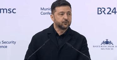 Зеленский потроллил Орбана и призвал его заниматься армией, а не "отращивать живот" (видео)