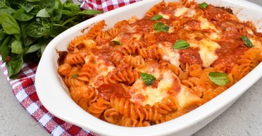 Простая и вкусная: как приготовить запеканку из макарон