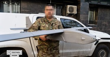 Уничтожают технику в тылу оккупантов: разведывательные дроны "Сыч" переделали в боевые (видео)