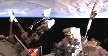Китайські астронавти вийшли у відкритий космос і побили світовий рекорд NASA: що відомо (відео)