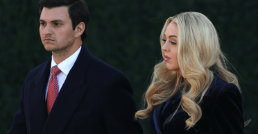 Вагітна донька Дональда Трампа зʼявилася на службі перед інавгурацією батька (фото)