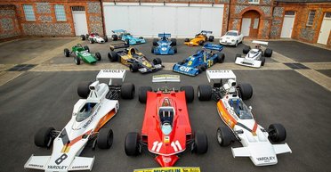 Эксклюзивы на 13 миллионов евро: звезда "Формулы-1" продает впечатляющую коллекцию авто (фото)