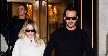 Сідні Свіні помітили на рідкісному побаченні з нареченим (фото)