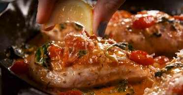 Курица по-римски со сладким перцем: рецепт вкусного и сочного второго блюда