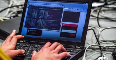 Заразили более 300 тысяч устройств: в The Guardian раскрыли детали масштабной кибератаки РФ