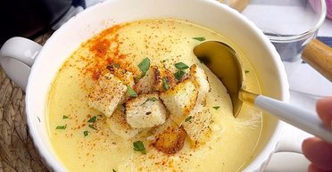 Курячий крем-суп: ідея для ситної вечері