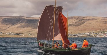 В Норвегии затонула копия ладьи викингов: погибла археолог из США