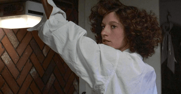 Снялась в культовом фильме: звезду 80-х не узнали на улице (фото)