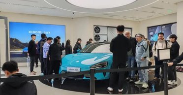 Невиданный ажиотаж: первый автомобиль Xiaomi раскупают как горячие пирожки (фото)