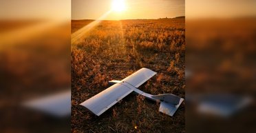 Догнал и подорвался: Стерненко показал работу нового украинского FPV-дрона Darts (видео)