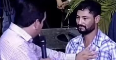 Пастор попросив парафіянина віддати свою землю церкві "з волі Бога" (відео)