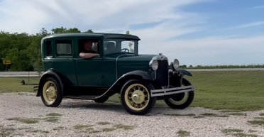 Новая жизнь классики: винтажный Ford 1928 года превратили в электрокар (видео)