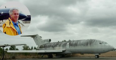 Хранит жуткие секреты: СМИ попали внутрь самолета Эпштейна, известного как "Лолита-экспресс" (фото)