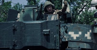 Залетают на 13–15 км и целенаправленно ищут: ВС РФ устроили настоящее сафари на Bradley