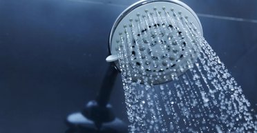 Що краще для людини, гарячий чи холодний душ: думка вчених