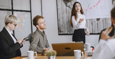 Азербайджанцы, узбеки и россияне: иностранцы стали все чаще инвестировать в бизнес в Украине