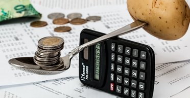 Живые деньги. Как будет работать монетизация льгот на проезд