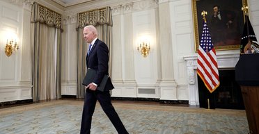 Смыло Cеверным потоком. Почему, "продав" Германии СП-2, Байден купил кота в мешке и подыграл Пекину