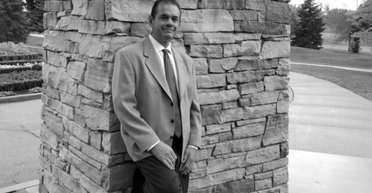 Рієлтора оштрафували на 20 тисяч доларів за те, що він випив молоко в будинку клієнта (фото)