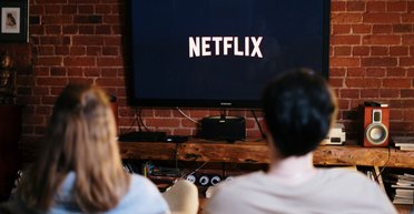 "Крик про допомогу": у субтитрах до серіалу Netflix помітили загадкове послання (фото)