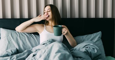 Не ромашка и не мята: 6 напитков, которые помогут вам лучше выспаться